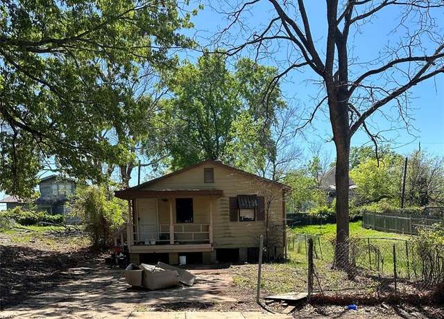 Property at 2811 Frederick St, Shreveport, LA 71109, 3 beds, 2 baths