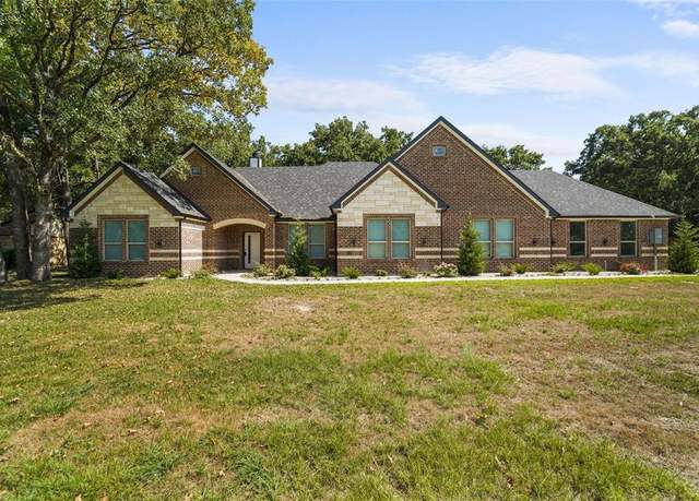 Property at 330 Lanier Rd, Combine, TX 75159, 4 beds, 2 baths
