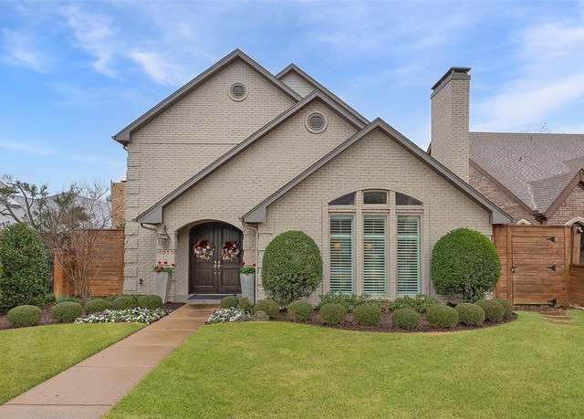 Property at 4613 Washburn Ave, Fort Worth, TX 76107, 4 beds, 3.5 baths