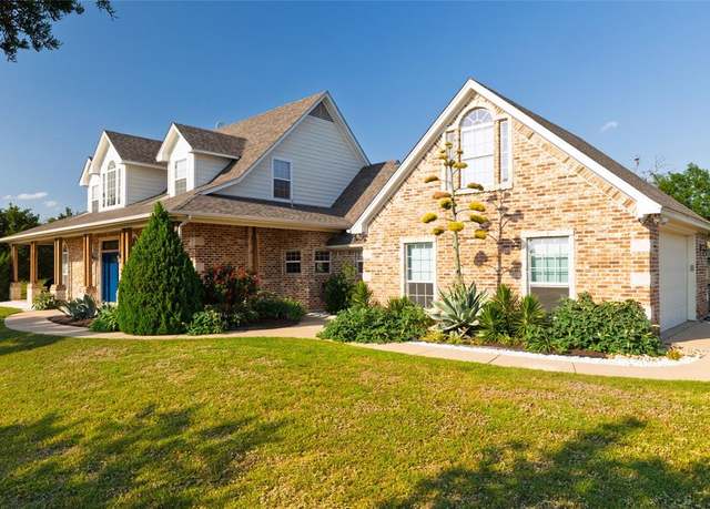 Property at 139 Creek Bend Dr, Poolville, TX 76487, 4 beds, 3 baths
