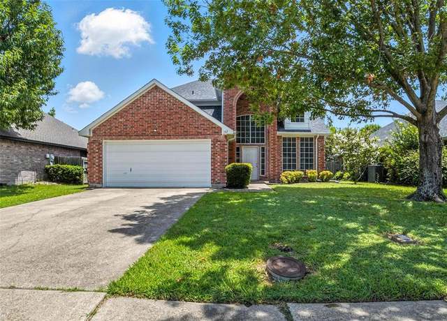Property at 142 Woodcreek Dr, Rockwall, TX 75032, 3 beds, 2 baths