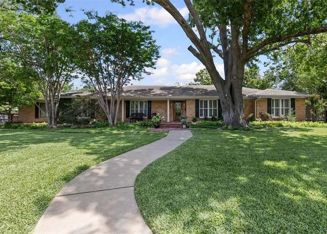 Property at 4247 Goodfellow Dr, Dallas, TX 75229, 3 beds, 2.5 baths