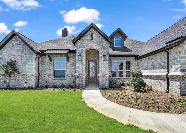 Property at 145 Fan Mill Trl, Weatherford, TX 76085, 4 beds, 3 baths