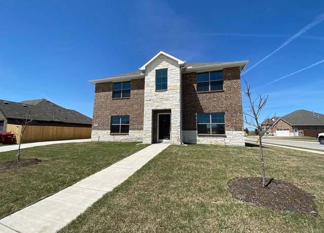 Property at 523 Long Pr, Royse City, TX 75189, 4 beds, 2.5 baths