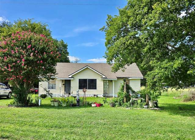 Property at 1484 Highway 164 W, Groesbeck, TX 76642, 3 beds, 1 bath