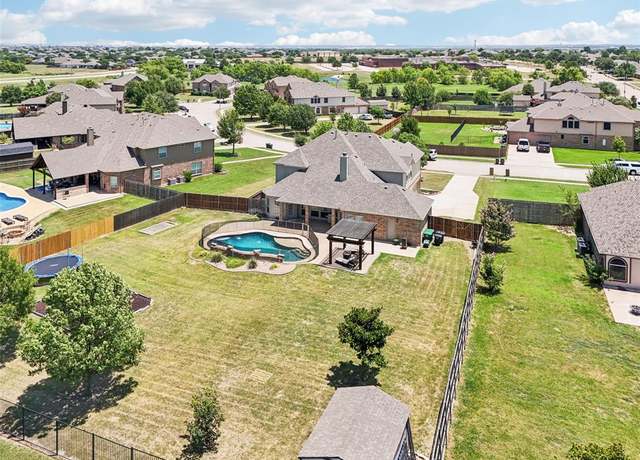 Property at 13909 Rail Ln, Fort Worth, TX 76052, 5 beds, 3.5 baths