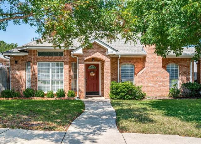 Property at 4608 Oak Club Dr, Arlington, TX 76017, 3 beds, 2.5 baths