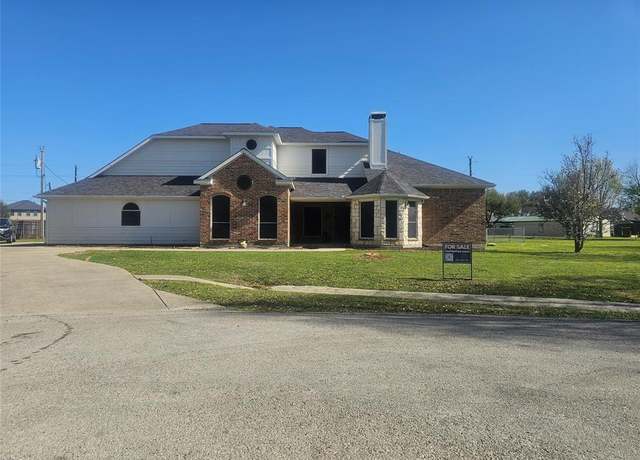 Property at 20009 Sedalia Trl, Frisco, TX 75036, 3 beds, 3.5 baths