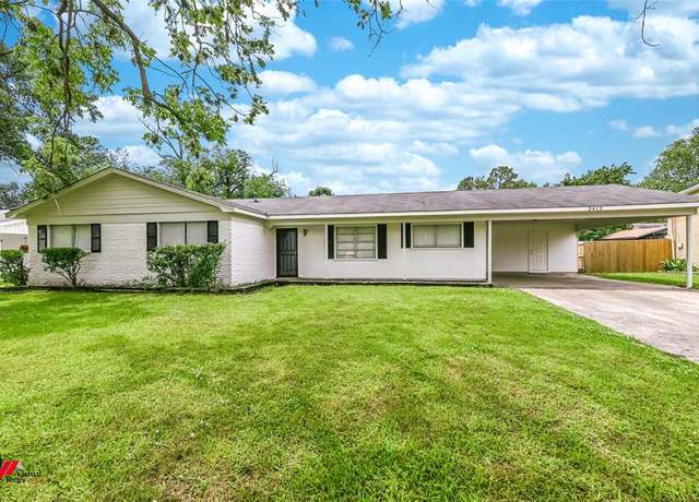 Property at 3412 Oleander Pl, Bossier City, LA 71112, 4 beds, 2 baths