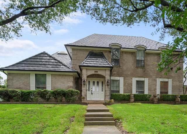 Property at 7010 Lake Powell Dr, Arlington, TX 76016, 5 beds, 3.5 baths