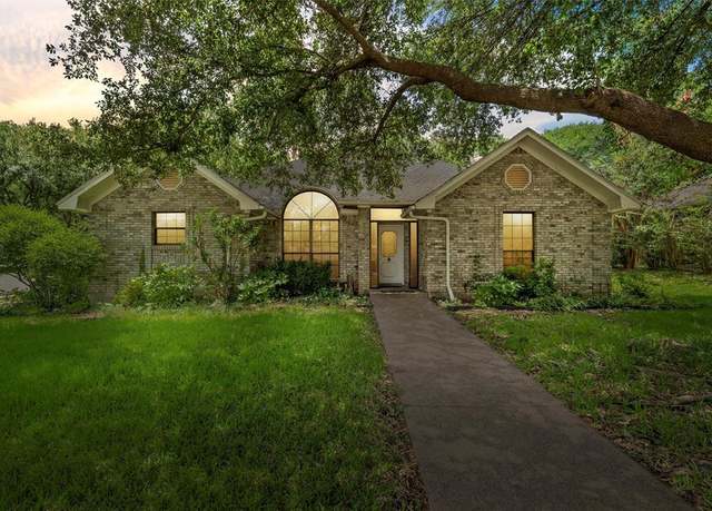 Property at 2804 Chimney Hill Dr, Waco, TX 76708, 3 beds, 2 baths