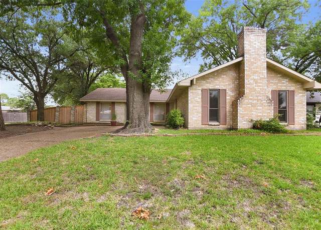 Property at 921 Sleepy Hollow Dr, Garland, TX 75043, 3 beds, 2 baths