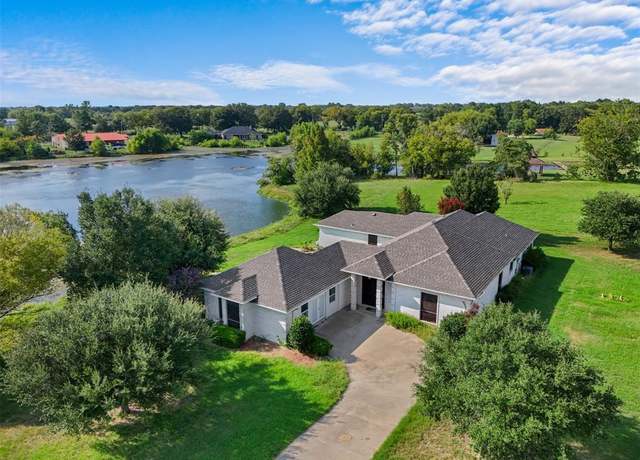 Property at 11151 County Road 4027, Kemp, TX 75143, 4 beds, 3 baths