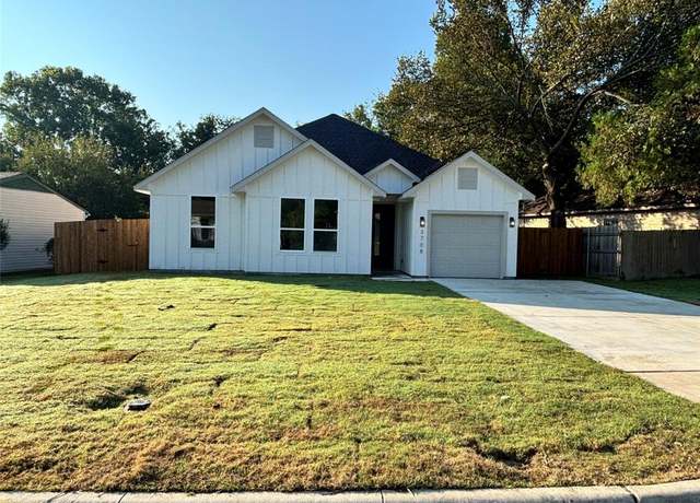 Property at 3708 Moonstone Dr, Dallas, TX 75241, 4 beds, 2 baths