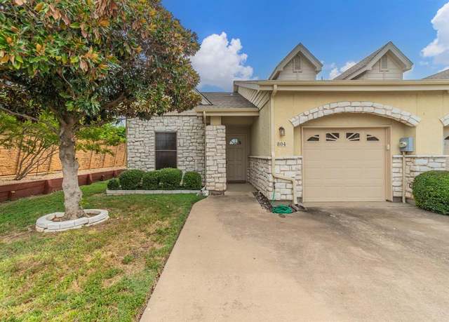 Property at 804 Beechcraft Ave, Grand Prairie, TX 75051, 2 beds, 2 baths