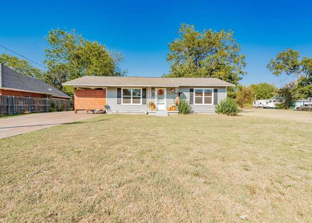 Property at 511 E Market St, Mabank, TX 75147, 2 beds, 1 bath