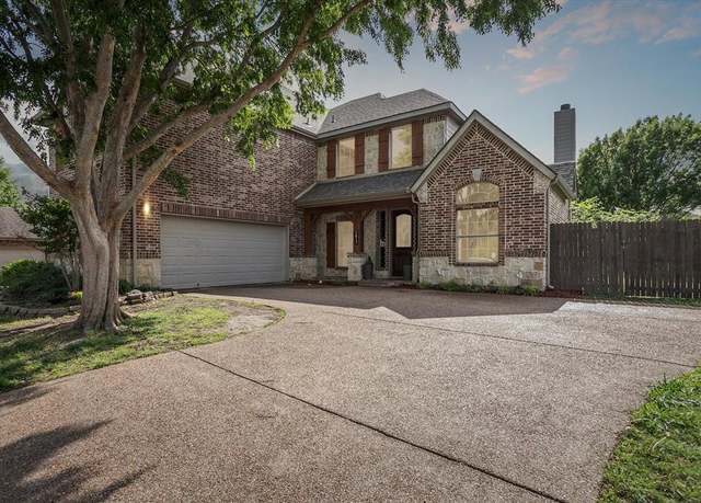 Property at 3417 Bear Creek Dr, Hurst, TX 76054, 5 beds, 3.5 baths