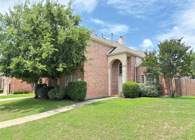 Property at 307 Forestridge Dr, Mansfield, TX 76063, 5 beds, 3 baths