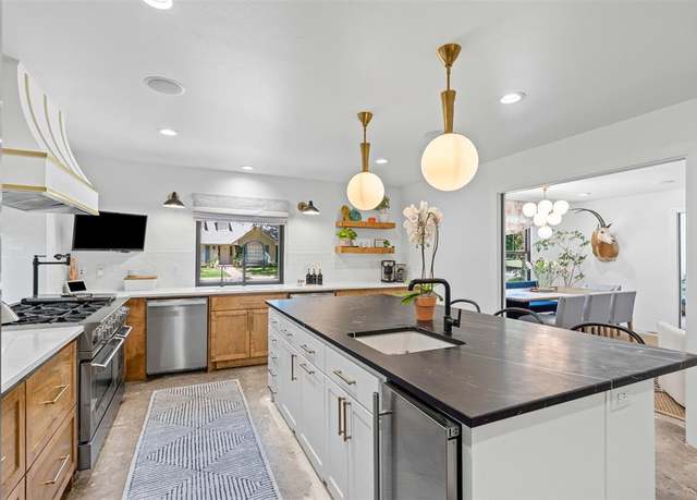 Property at 4109 Glenwood Dr, Fort Worth, TX 76109, 5 beds, 3.5 baths