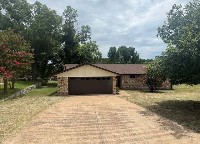 Property at 2503 Scenic Vw, Granbury, TX 76048, 3 beds, 2 baths