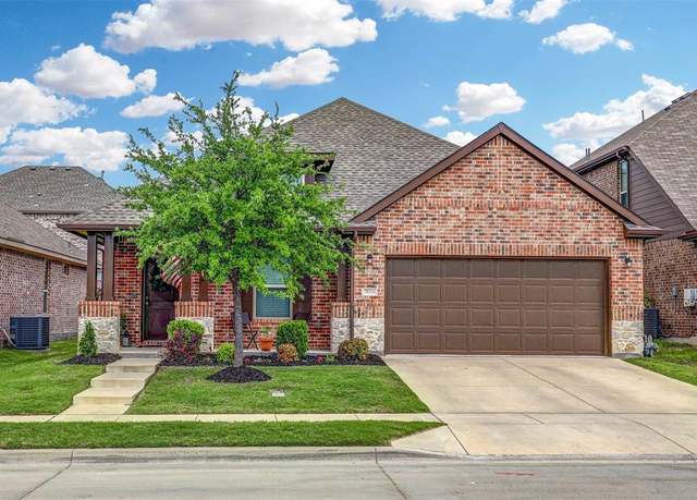 Property at 7604 Parkview Dr, Watauga, TX 76148, 4 beds, 2 baths