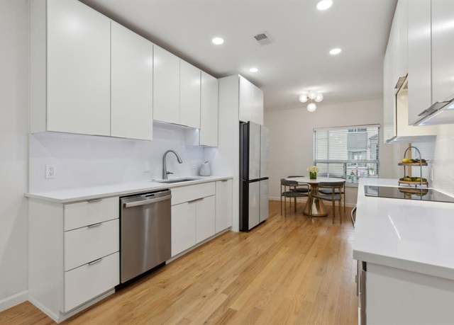Property at 7414 W Northwest Hwy #3, Dallas, TX 75225, 3 beds, 3.5 baths