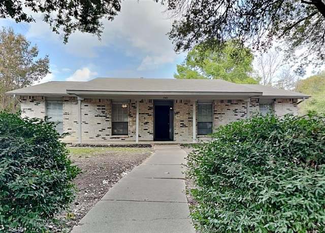 Property at 1501 Rocky Cove Cir, Plano, TX 75023, 3 beds, 2 baths