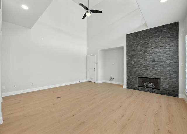 Property at 6748 San Fernando, Irving, TX 75039, 3 beds, 2.5 baths
