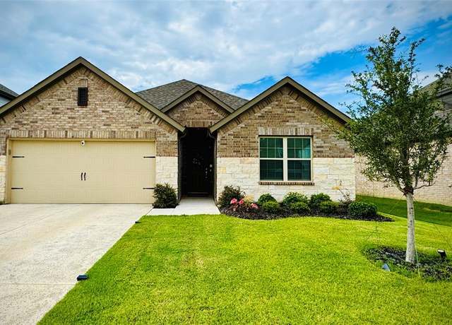 Property at 13081 Mizell Ln, Providence Village, TX 76227, 4 beds, 2 baths