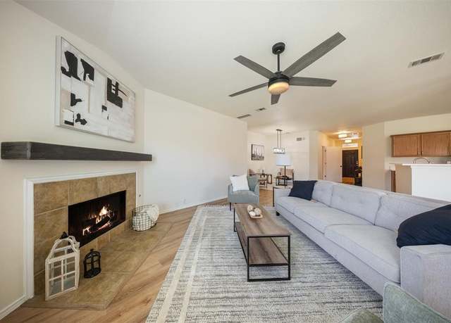 Property at 1813 Little Deer Ln, Fort Worth, TX 76131, 3 beds, 2 baths