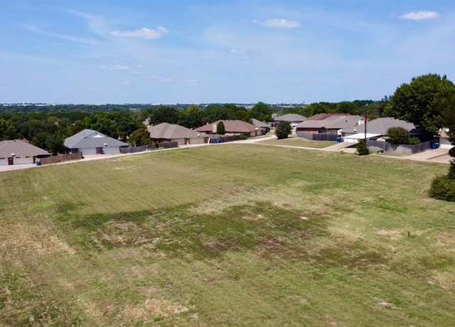 Property at 815 E Belt Line Rd, Desoto, TX 75115