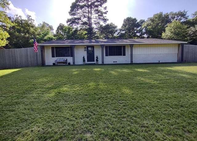 Property at 505 N Tyler St, Big Sandy, TX 75755, 3 beds, 2 baths