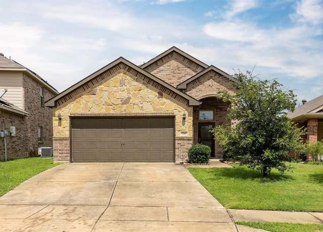 Property at 5365 Saba Dr, Fort Worth, TX 76119, 4 beds, 2.5 baths