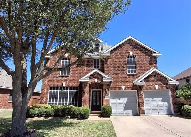 Property at 527 E Sandra Ln, Grand Prairie, TX 75052, 4 beds, 2.5 baths