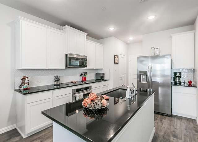 Property at 1129 Rusk Way, Lewisville, TX 75077, 3 beds, 2.5 baths