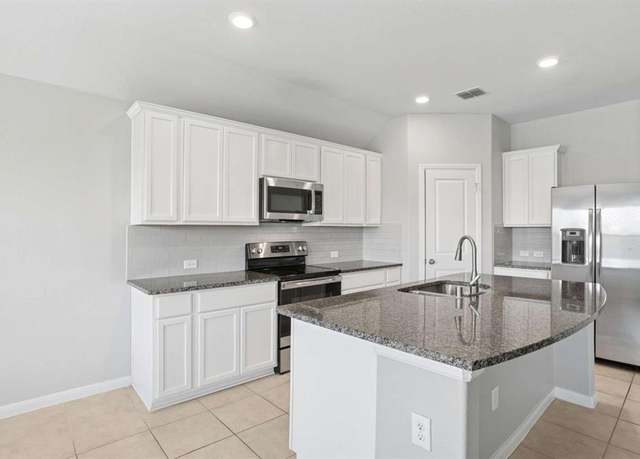 Property at 112 Garner Ct, Forney, TX 75126, 4 beds, 2.5 baths