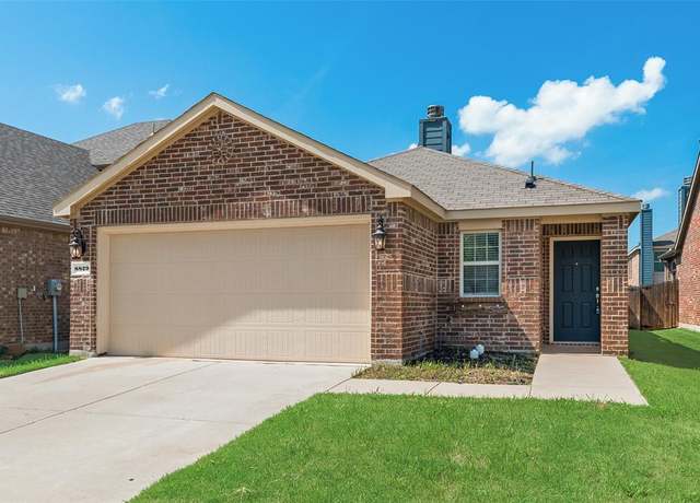 Property at 8829 Deadwood Ln, Aubrey, TX 76227, 3 beds, 2 baths