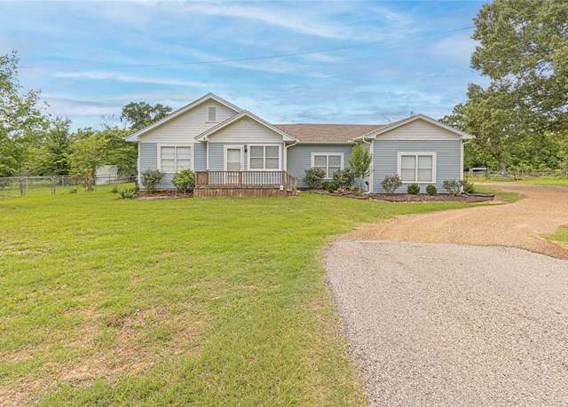 Property at 796 FM 2661, Tyler, TX 75704, 3 beds, 2 baths