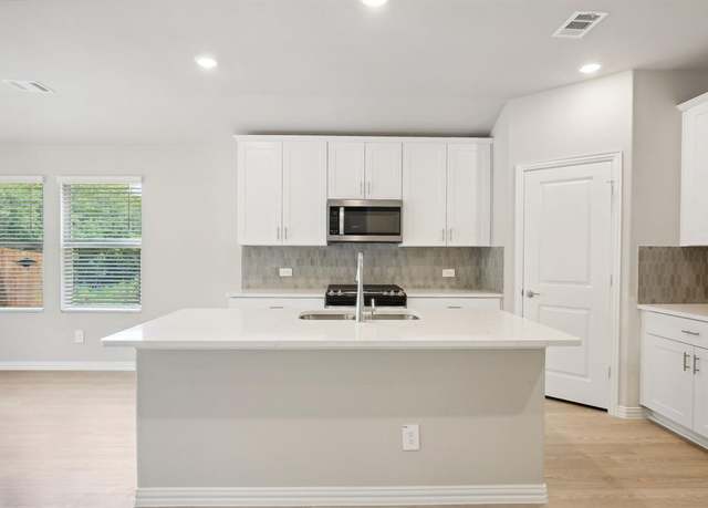 Property at 2213 Dunbar Dr, Sherman, TX 75092, 4 beds, 3 baths