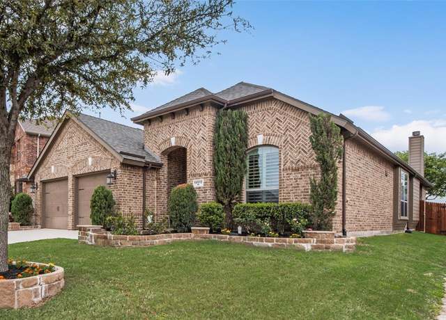 Property at 14513 Seventeen Lakes Blvd, Fort Worth, TX 76262, 3 beds, 2 baths
