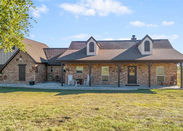 Property at 277 Prairie View Dr, Decatur, TX 76234, 3 beds, 2 baths