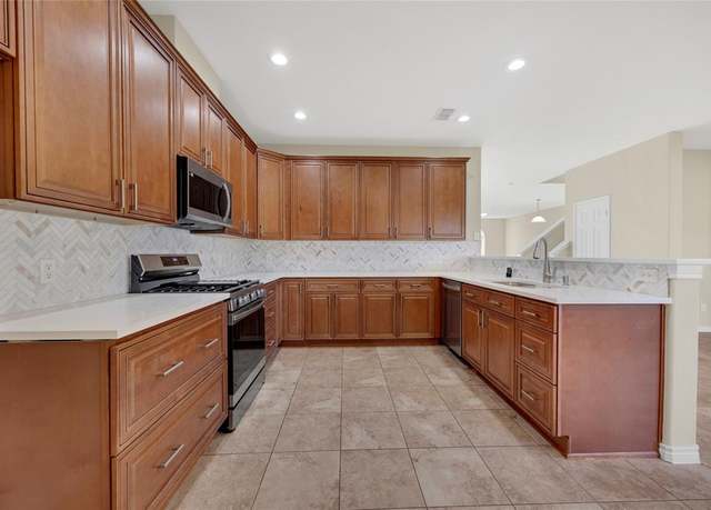 Property at 2631 Leisure Ln, Little Elm, TX 75068, 4 beds, 3.5 baths