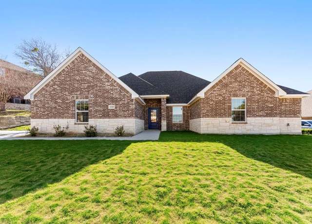 Property at 11509 Northview Dr, Fort Worth, TX 76008, 4 beds, 2.5 baths