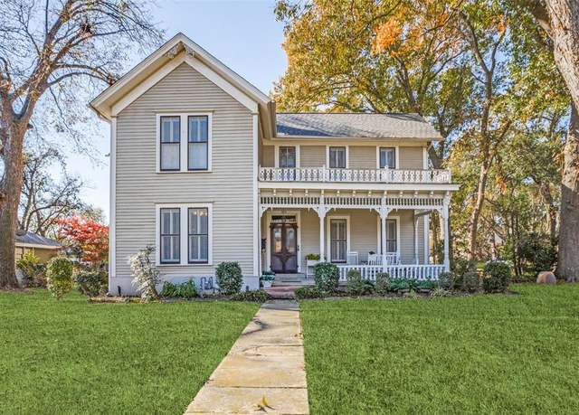 Property at 205 Johnson St, Terrell, TX 75160, 3 beds, 3 baths