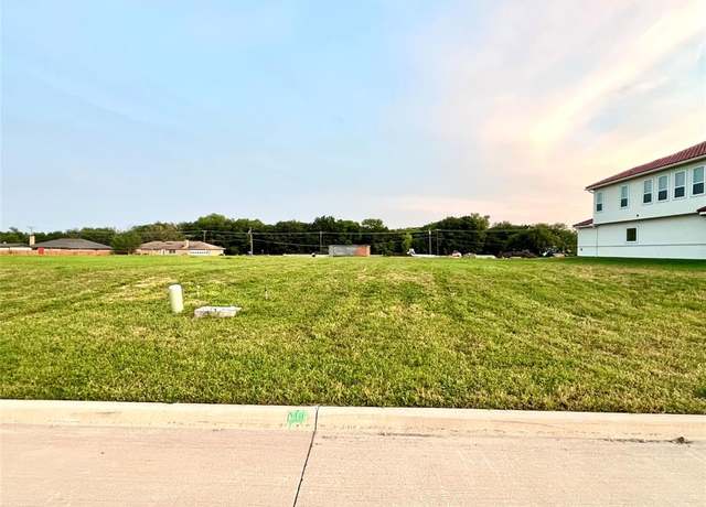 Property at 200 Osman Dr, Murphy, TX 75094