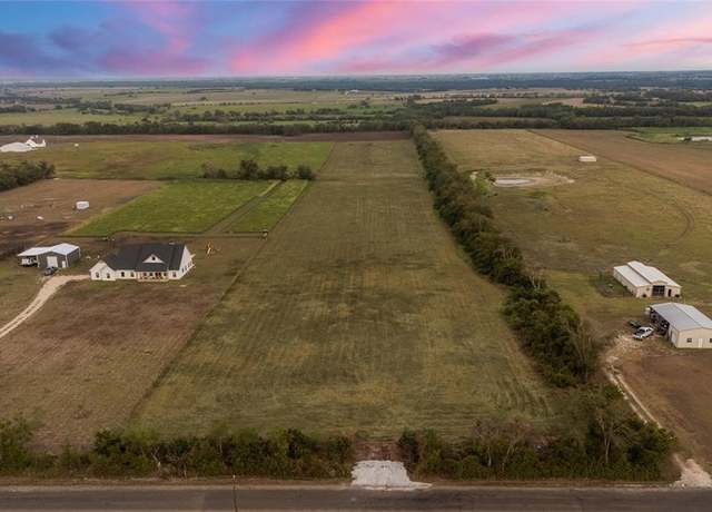 Property at 8153 Prairie Chapel Rd, Crawford, TX 76638