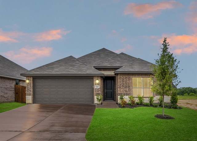 Property at 1145 Avery, Granbury, TX 76049, 3 beds, 2 baths