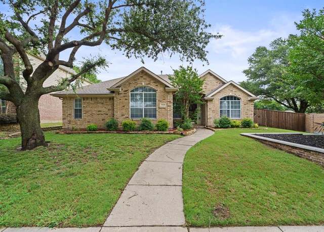 Property at 11006 Brandenberg Dr, Frisco, TX 75035, 4 beds, 2.5 baths
