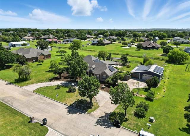 Property at 625 Lakeridge Dr, Lavon, TX 75166, 4 beds, 2 baths