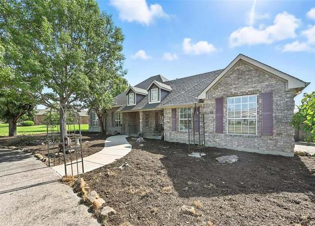 Property at 625 Lakeridge Dr, Lavon, TX 75166, 4 beds, 2 baths